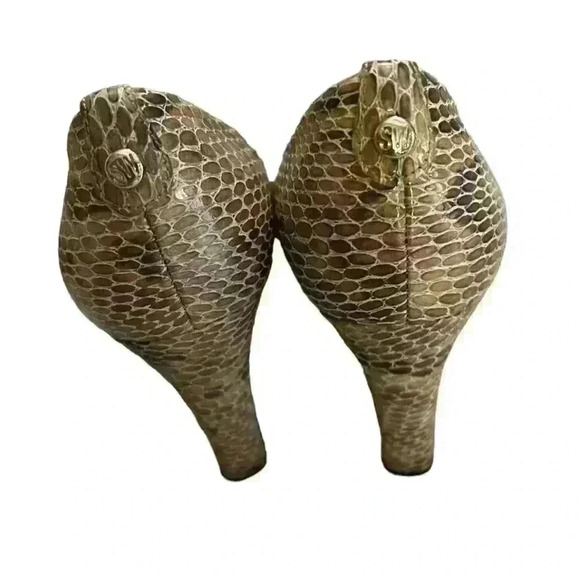 Stuart Weitzman logoplainfield snakeskin leather pumps - Picture 4 of 7